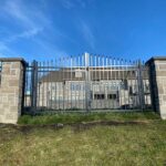 aluminum security fence gate canada