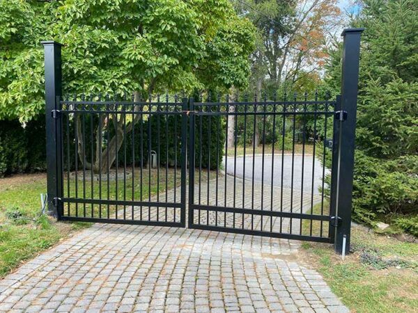 automated securtiy fence gates canada